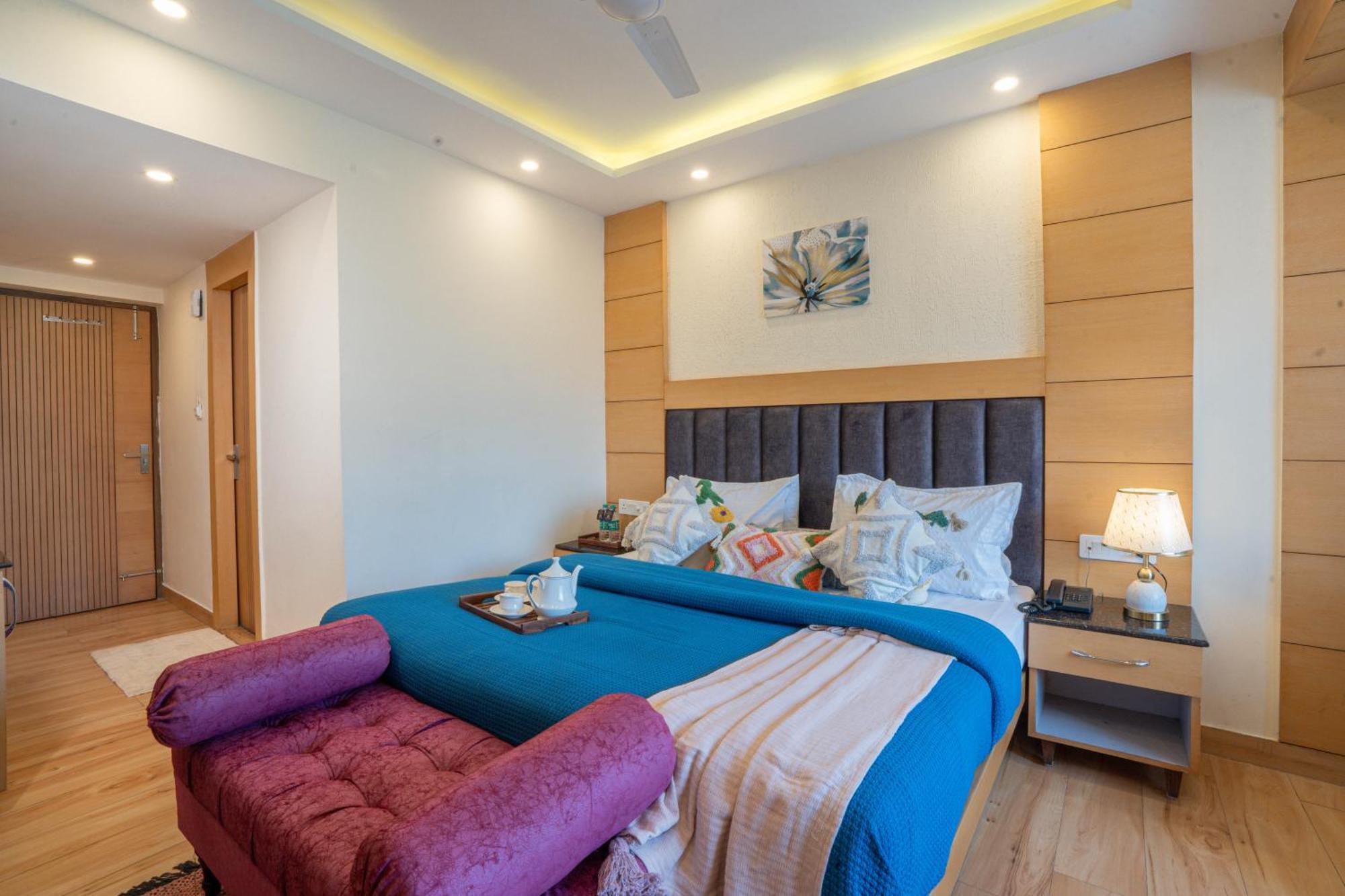 Super Hotel By Perfectstayz Mall Road Mussoorie Room photo