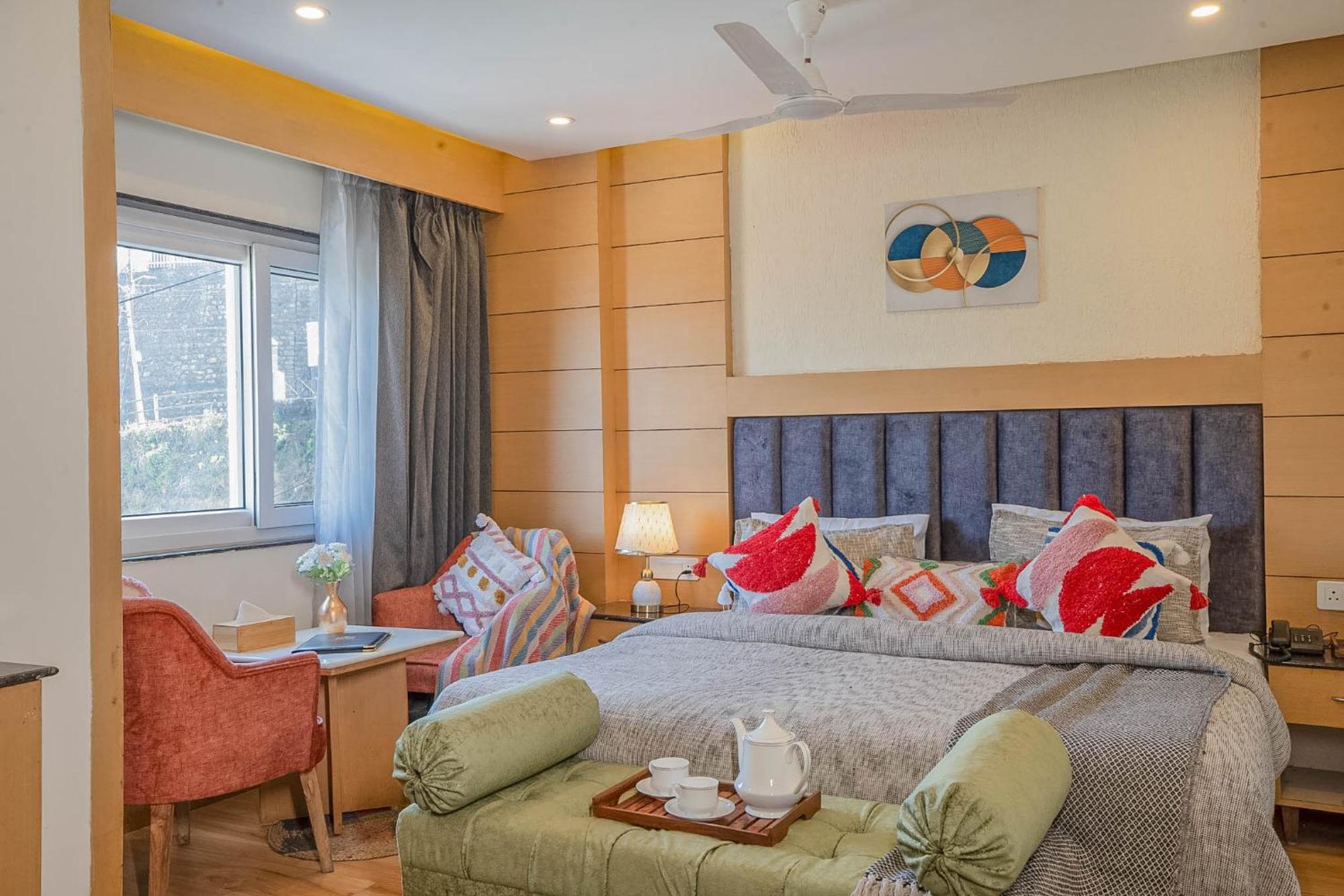 Super Hotel By Perfectstayz Mall Road Mussoorie Room photo