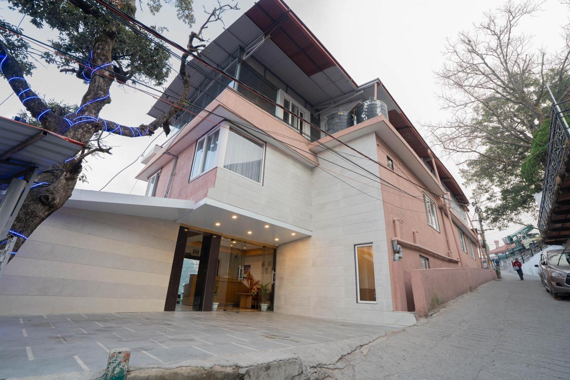 Super Hotel By Perfectstayz Mall Road Mussoorie Exterior photo